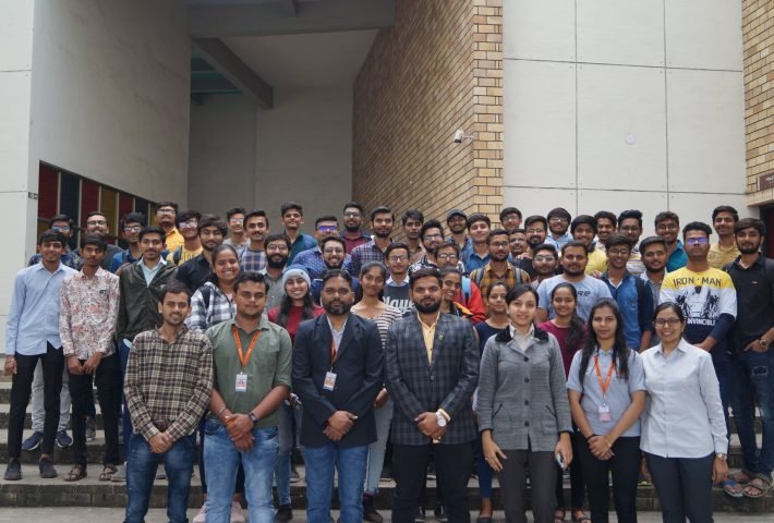 Online vs. Offline Workshops: Which is Right for You?